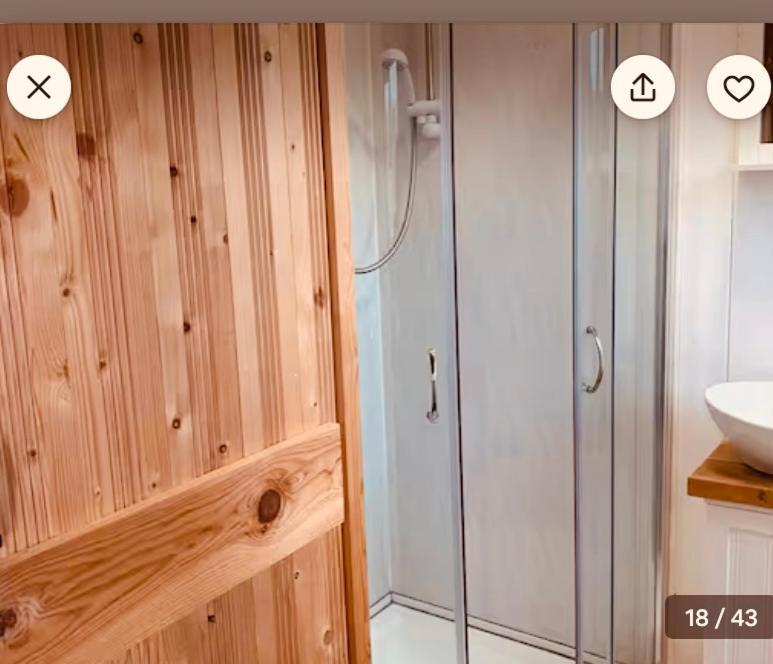 Sheepwash Shepherds Hut Bebside エクステリア 写真